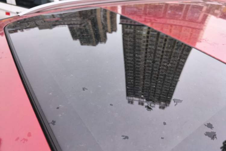 Used Chery Tiggo 3 2015 1.6L Manual Zhishang Commemorative Edition Roof