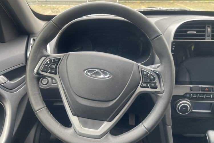 Used Chery Tiggo 3 2015 1.6L CVT ZhiShang Commemorative Edition Steering Wheel