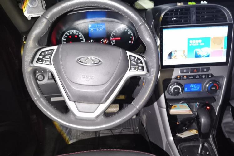 Used Chery Tiggo 3 2015 1.6L CVT ZhiShang Commemorative Edition Steering Wheel