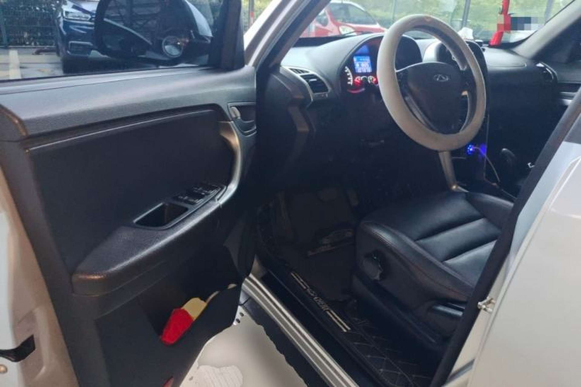 Used Chery Tiggo 3 2015 1.6L CVT ZhiShang Sport Edition Driver Seat