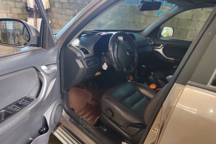 Used Chery Tiggo 3 2015 1.6L Manual Zhishang Commemorative Edition Driver Seat