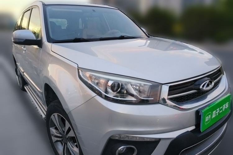 Used Chery Tiggo 3 2015 1.6L Manual Luxury Sport Edition Front Right 45 Deg