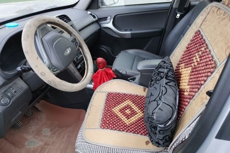 Used Chery Tiggo 3 2015 1.6L Manual Luxury Sport Edition Left Front Seat