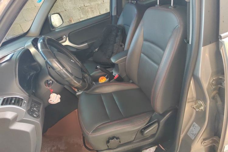 Used Chery Tiggo 3 2015 1.6L Manual Zhishang Commemorative Edition Left Front Seat