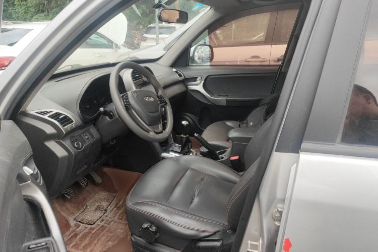 Used Chery Tiggo 3 2015 1.6L Manual Zhishang Sport Edition Left Front Seat