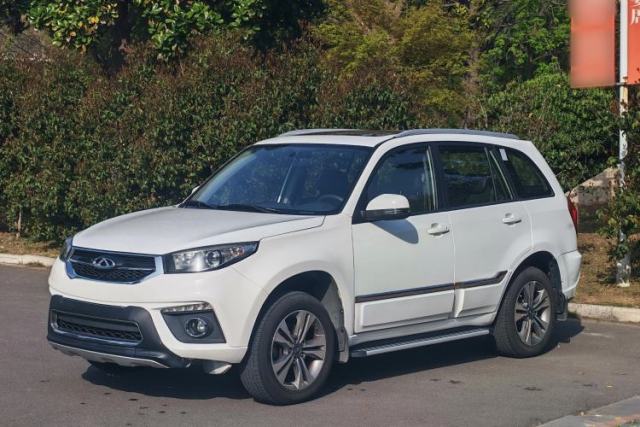 Used Chery Tiggo 3 2015 1.6L CVT ZhiShang Commemorative Edition