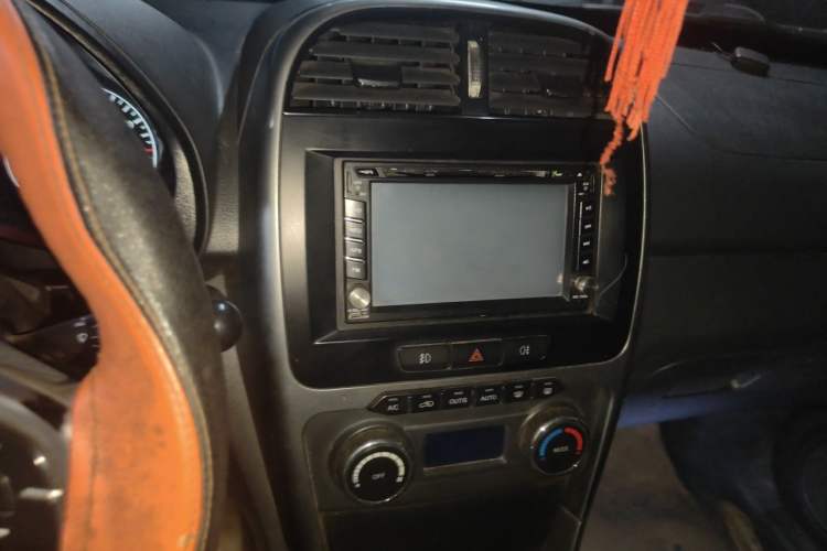 Used Chery Tiggo 3 2015 1.6L Manual Zhishang Sport Edition Audio And AC Panel