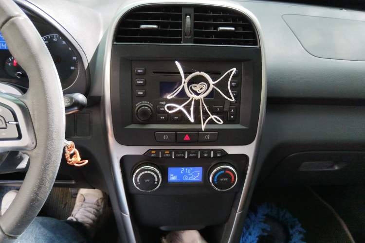 Used Chery Tiggo 3 2015 1.6L Manual Zhishang Commemorative Edition Audio And AC Panel