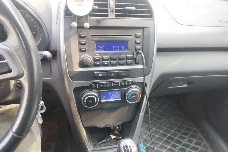 Used Chery Tiggo 3 2015 1.6L Manual Zhishang Commemorative Edition Audio And AC Panel
