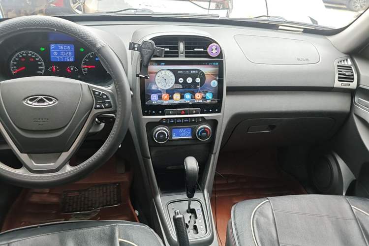 Used Chery Tiggo 3 2015 1.6L CVT ZhiShang Sport Edition Audio And AC Panel