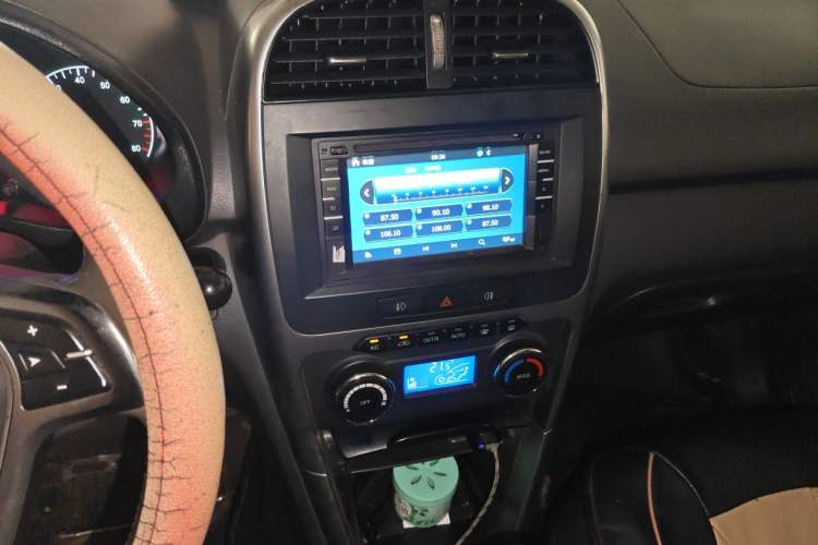 Used Chery Tiggo 3 2015 1.6L Manual Zhishang Commemorative Edition Audio And AC Panel