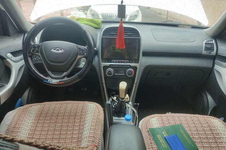 Used Chery Tiggo 3 2015 1.6L Manual Zhishang Commemorative Edition Center Console