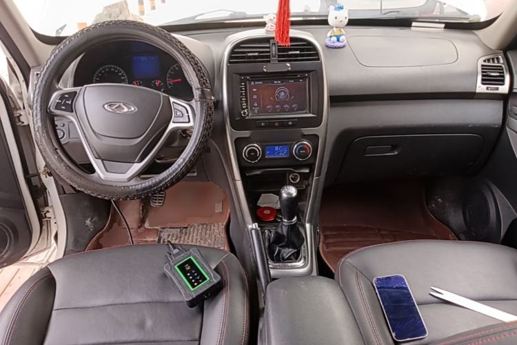 Used Chery Tiggo 3 2015 1.6L Manual Zhishang Sport Edition Center Console
