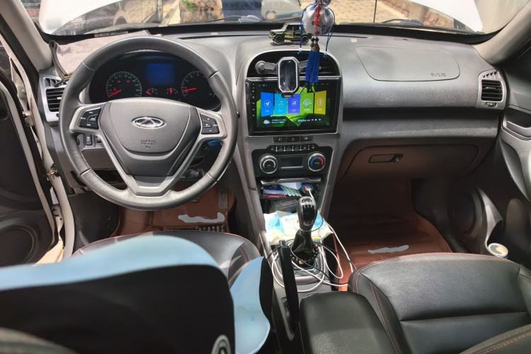 Used Chery Tiggo 3 2015 1.6L Manual Zhishang Commemorative Edition Center Console