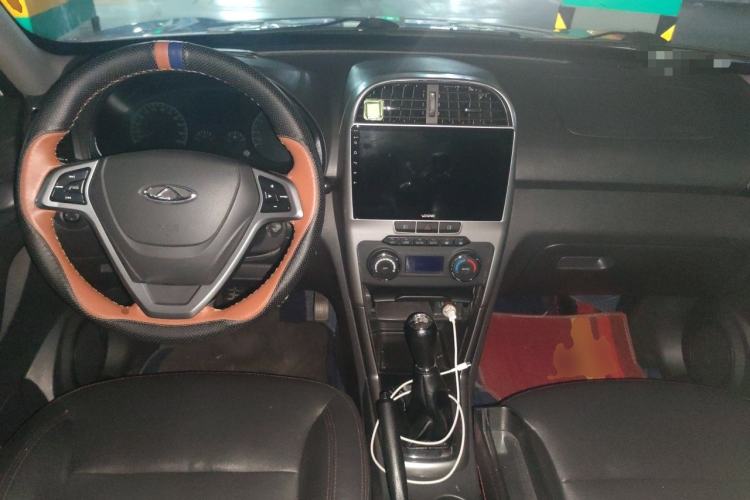 Used Chery Tiggo 3 2015 1.6L Manual Zhishang Sport Edition Center Console