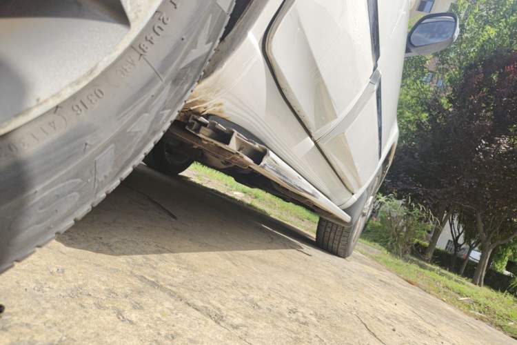 Used Chery Tiggo 3 2015 1.6L CVT ZhiShang Commemorative Edition Chassis Rear Right