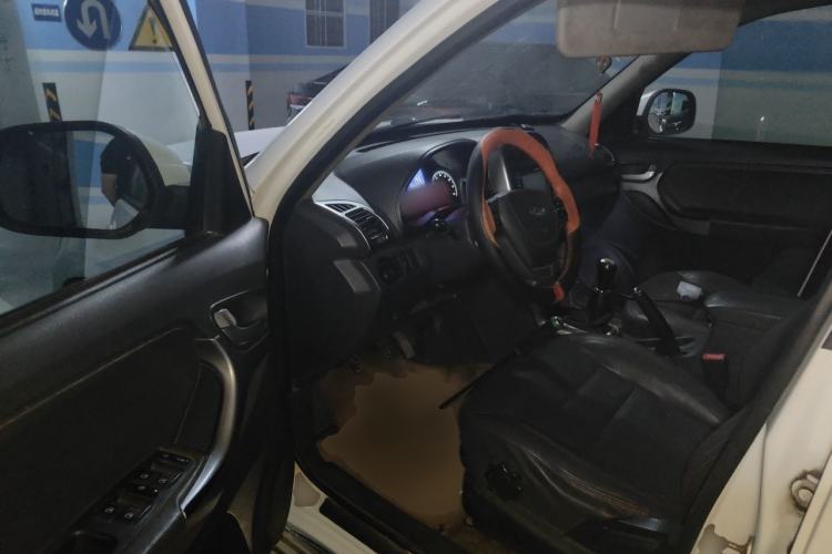 Used Chery Tiggo 3 2015 1.6L Manual Zhishang Sport Edition Driver Seat