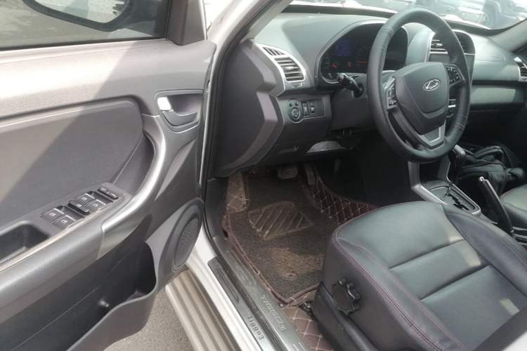 Used Chery Tiggo 3 2015 1.6L CVT ZhiShang Commemorative Edition Driver Seat
