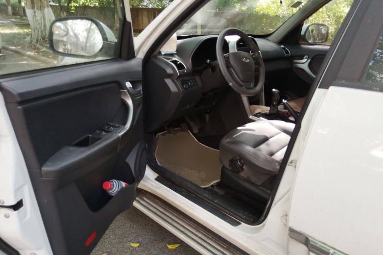 Used Chery Tiggo 3 2015 1.6L Manual Zhishang Commemorative Edition Driver Seat