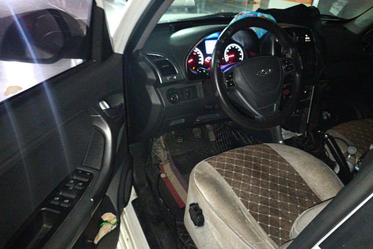 Used Chery Tiggo 3 2015 1.6L Manual Fashion Sport Edition Driver Seat