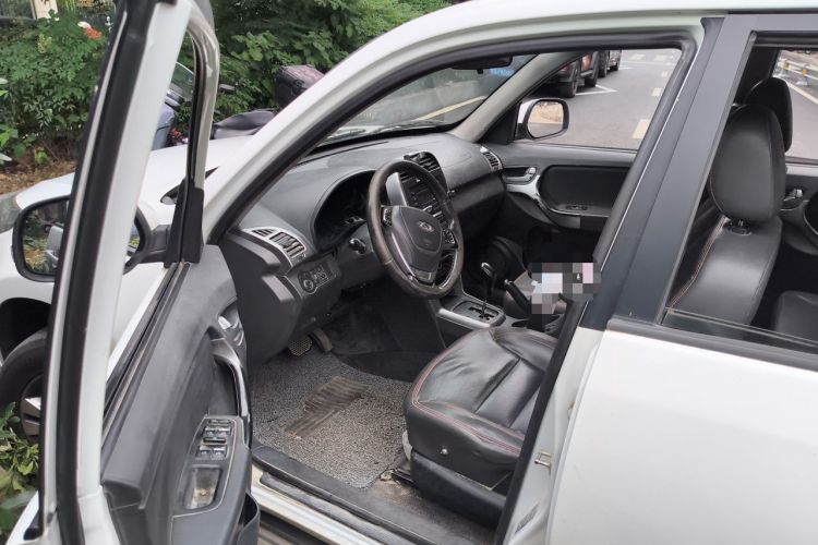 Used Chery Tiggo 3 2015 1.6L CVT ZhiShang Sport Edition Driver Seat