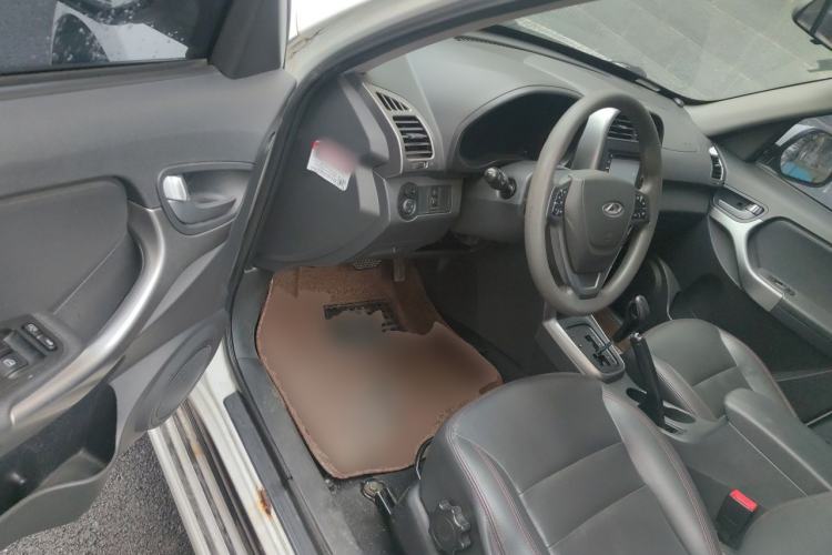 Used Chery Tiggo 3 2015 1.6L CVT ZhiShang Sport Edition Driver Seat