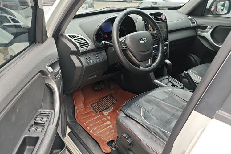 Used Chery Tiggo 3 2015 1.6L CVT ZhiShang Sport Edition Driver Seat