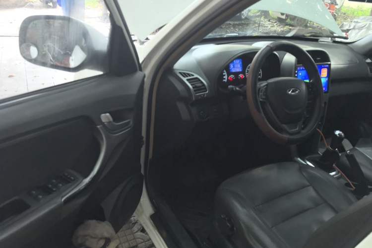 Used Chery Tiggo 3 2015 1.6L Manual Zhishang Sport Edition Driver Seat