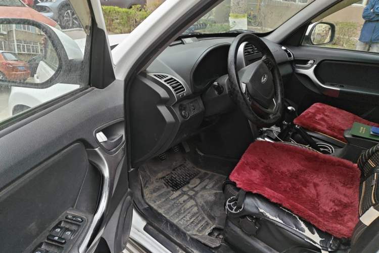 Used Chery Tiggo 3 2015 1.6L Manual Zhishang Sport Edition Driver Seat