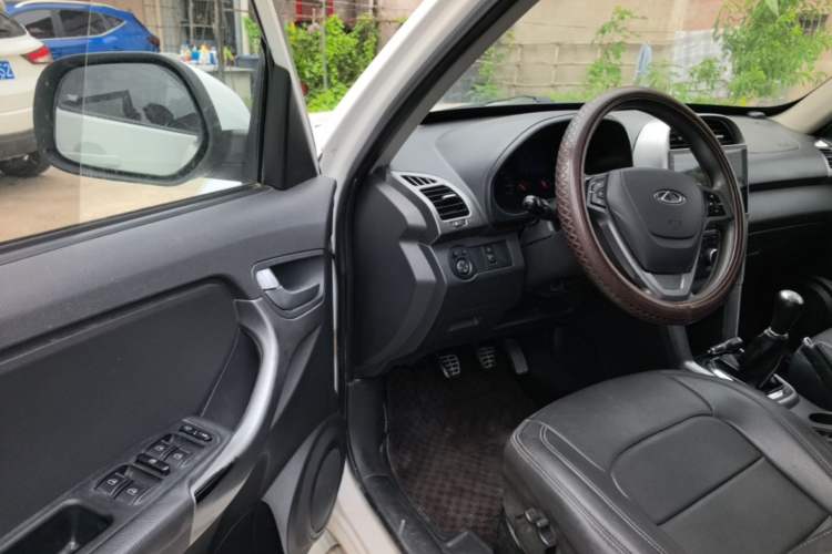 Used Chery Tiggo 3 2015 1.6L Manual Fashion Sport Edition Driver Seat