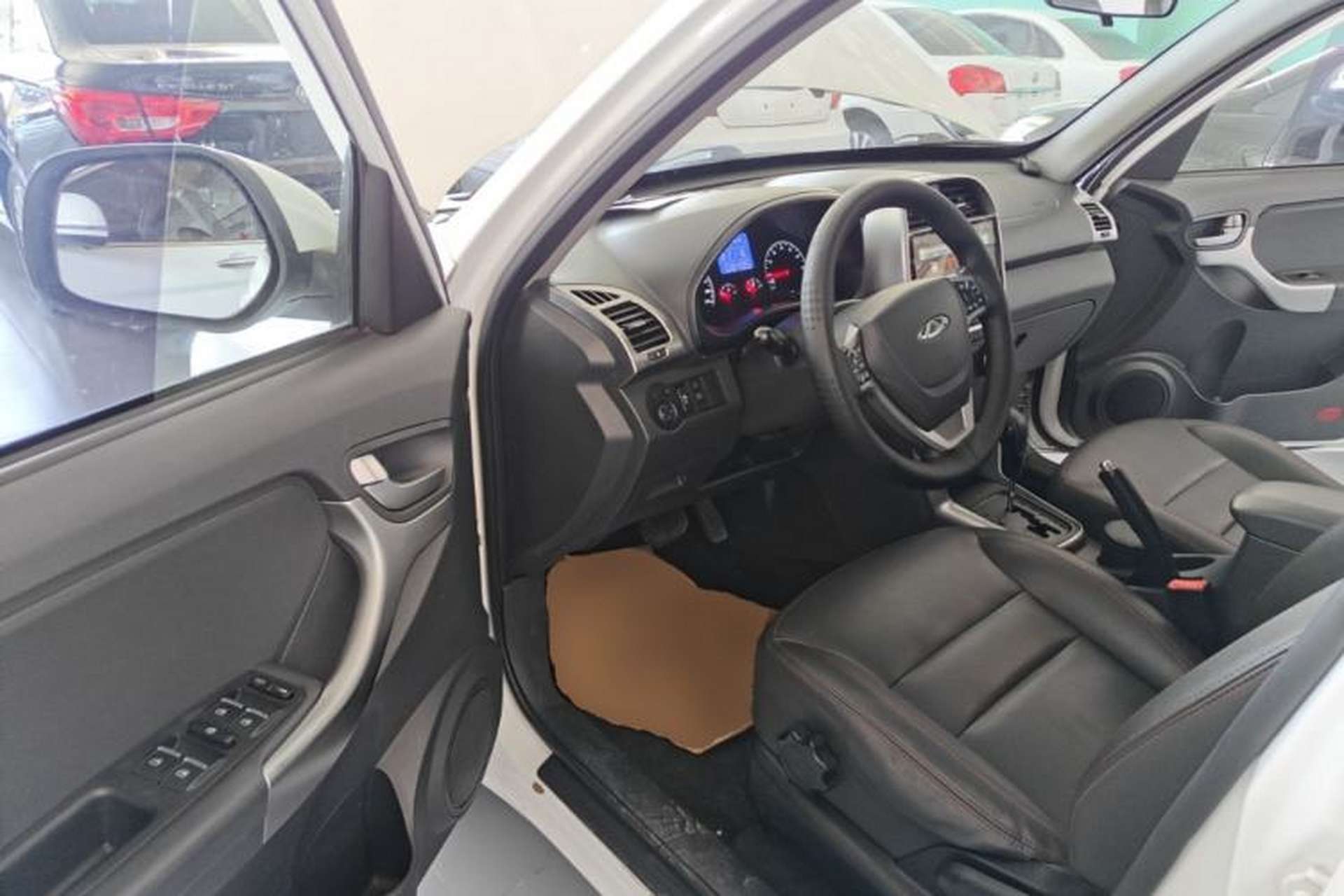 Used Chery Tiggo 3 2015 1.6L CVT ZhiShang Commemorative Edition Driver Seat