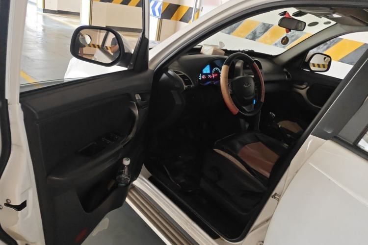 Used Chery Tiggo 3 2015 1.6L Manual Zhishang Commemorative Edition Driver Seat