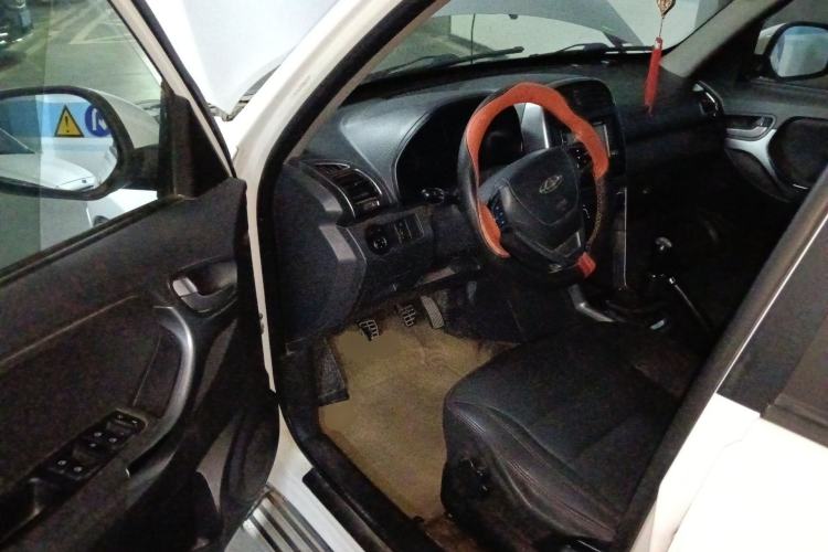 Used Chery Tiggo 3 2015 1.6L Manual Zhishang Sport Edition Driver Seat