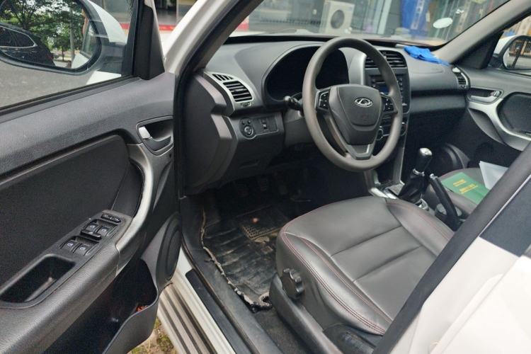 Used Chery Tiggo 3 2015 1.6L Manual Zhishang Sport Edition Driver Seat