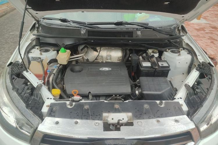 Used Chery Tiggo 3 2015 1.6L Manual Zhishang Commemorative Edition Engine Bay