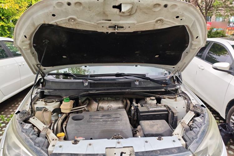 Used Chery Tiggo 3 2015 1.6L CVT ZhiShang Commemorative Edition Engine Bay