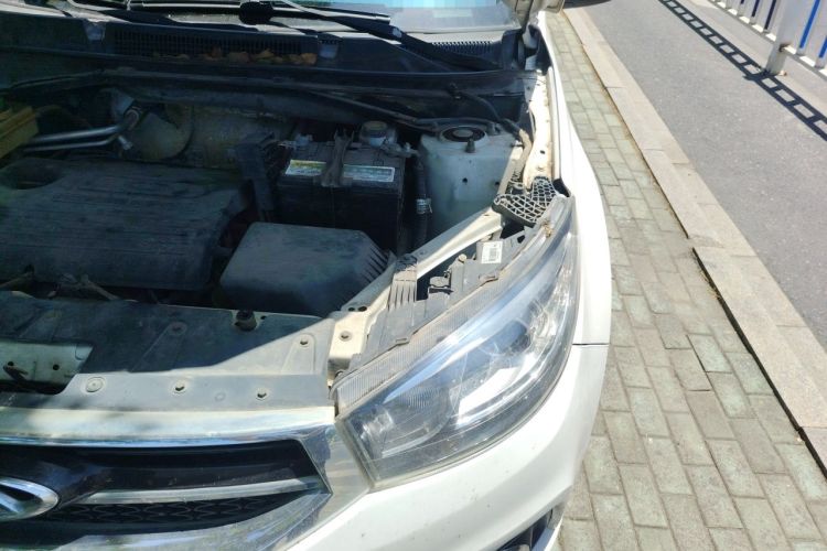 Used Chery Tiggo 3 2015 1.6L Manual Zhishang Sport Edition Engine Bay Left