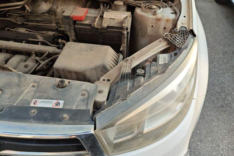 Used Chery Tiggo 3 2015 1.6L Manual Fashion Sport Edition Engine Bay Left