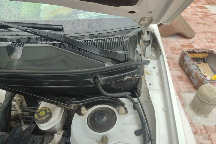 Used Chery Tiggo 3 2015 1.6L Manual Zhishang Commemorative Edition Engine Bay Left