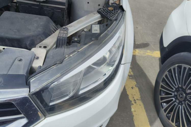 Used Chery Tiggo 3 2015 1.6L Manual Zhishang Sport Edition Engine Bay Left