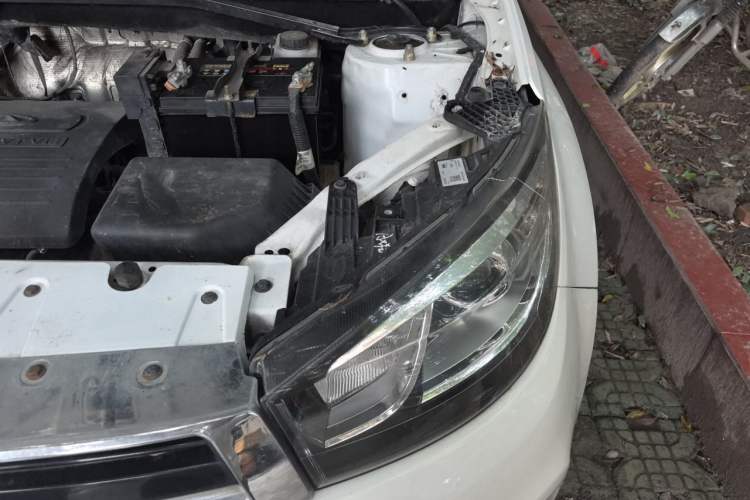 Used Chery Tiggo 3 2015 1.6L Manual Zhishang Sport Edition Engine Bay Left