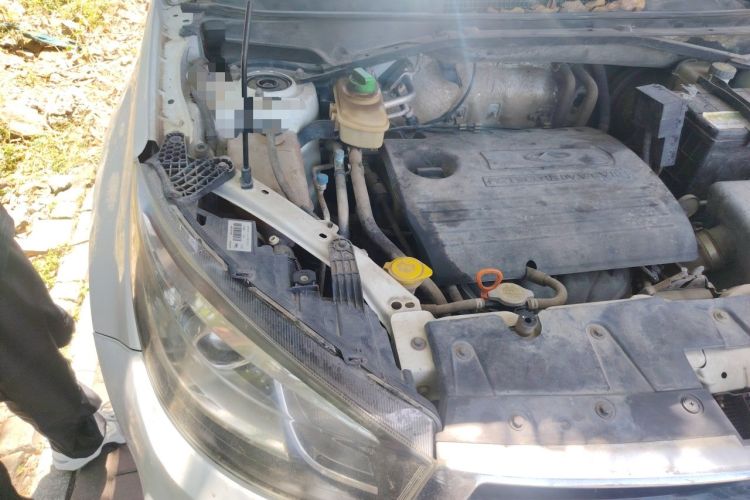 Used Chery Tiggo 3 2015 1.6L Manual Zhishang Sport Edition Engine Bay Right