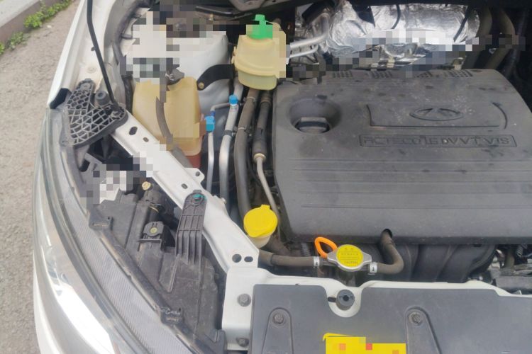 Used Chery Tiggo 3 2015 1.6L CVT ZhiShang Commemorative Edition Engine Bay Right