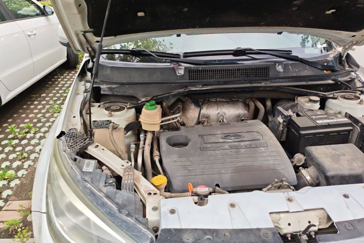 Used Chery Tiggo 3 2015 1.6L CVT ZhiShang Commemorative Edition Engine Bay Right