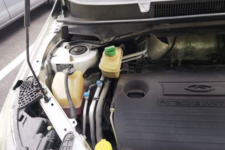 Used Chery Tiggo 3 2015 1.6L CVT ZhiShang Commemorative Edition Engine Bay Right