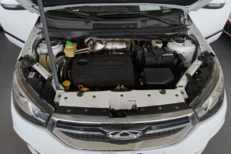 Used Chery Tiggo 3 2015 1.6L CVT ZhiShang Commemorative Edition Engine Bay
