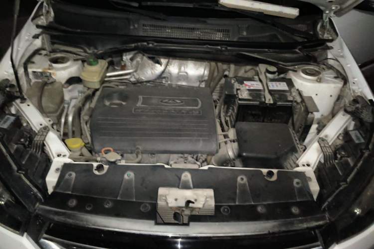 Used Chery Tiggo 3 2015 1.6L CVT ZhiShang Sport Edition Engine Bay