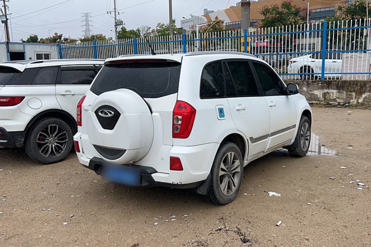Used Chery Tiggo 3 2015 1.6L CVT ZhiShang Commemorative Edition Exterior 4