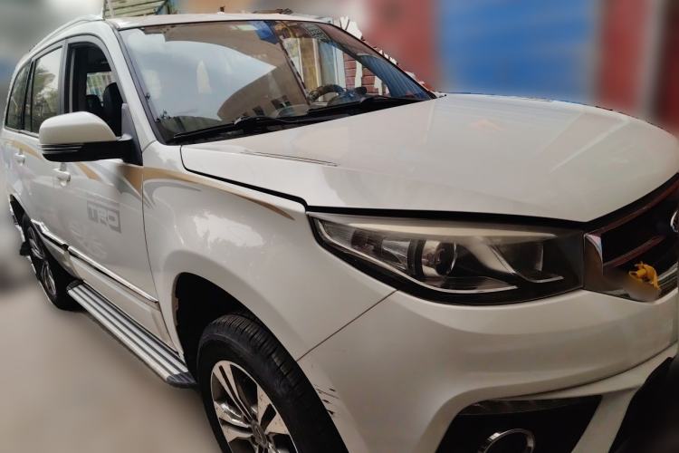 Used Chery Tiggo 3 2015 1.6L Manual Zhishang Sport Edition Front Right 45 Deg