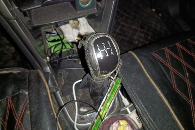 Used Chery Tiggo 3 2015 1.6L Manual Zhishang Commemorative Edition Gear Lever